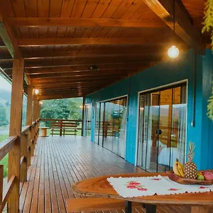  Casa de Férias Casa Container - Container Da Montanha Azul
